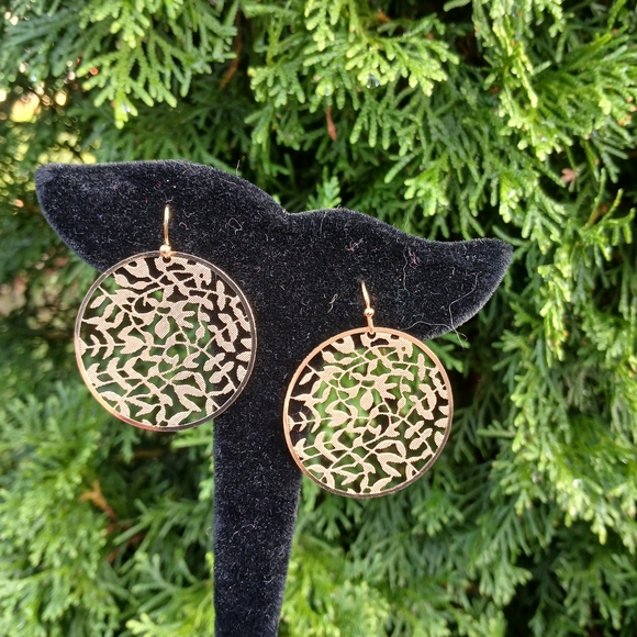 Boho Gold tone Fall Leaves Earrings Splendid 🍁🍁 - Picture 9 of 10